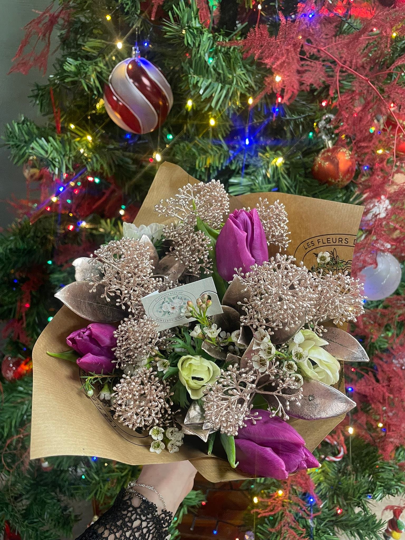 Bouquet de Noël tulipes violettes